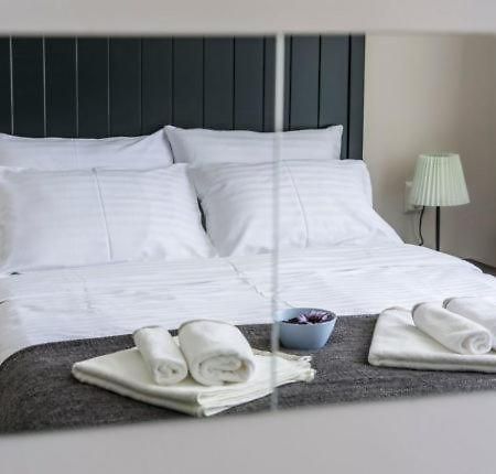 Homerent Dream Apartment Novi Sad Eksteriør billede