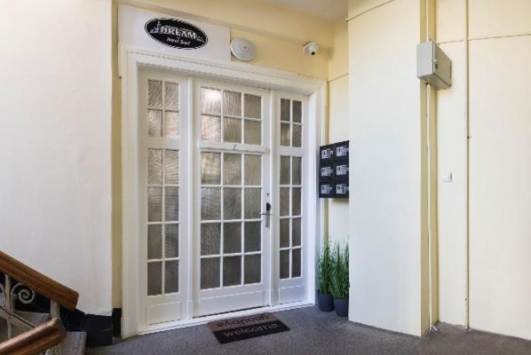 Homerent Dream Apartment Novi Sad Eksteriør billede